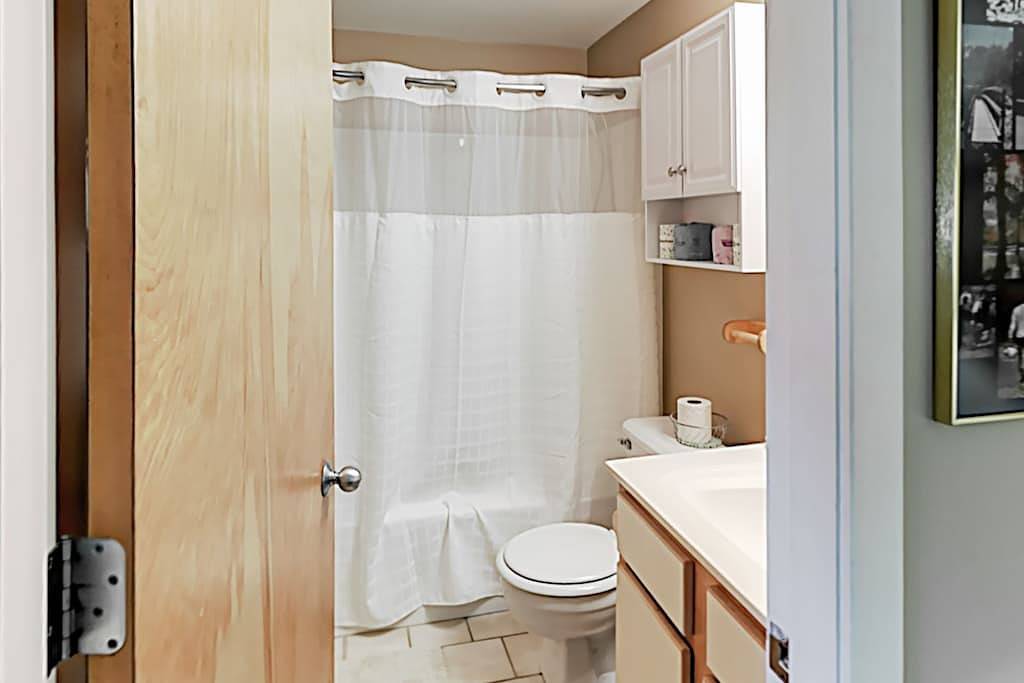 Ganze Wohnung, Dog-friendly resort home with pool, hot tub, sauna - near Killington Ski Area in Killington, Rutland County