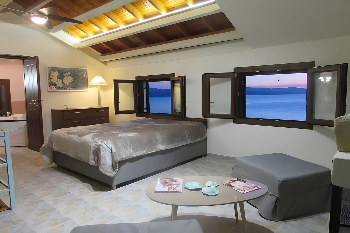 Vakantiehuis 'Het Huis met de Grot' met Uitzicht op Zee, Wi-Fi en Airconditioning in Pilion