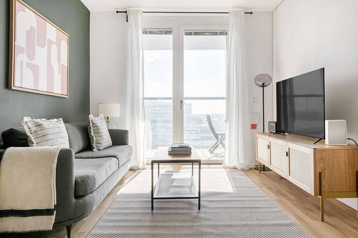 Ferienwohnung für 2 Personen, mit Garten und Balkon sowie Sauna und Pool, mit Haustier in Wien