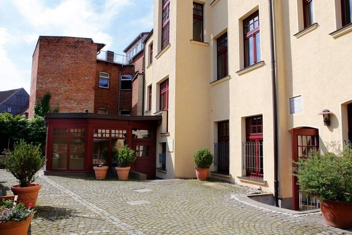Hotel für 2 Personen, mit Terrasse und Garten sowie Ausblick in Gardelegen - 2