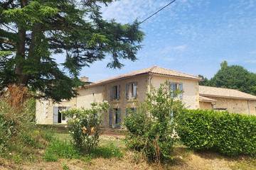 Cottage pour 12 personnes, avec jardin à Montcaret