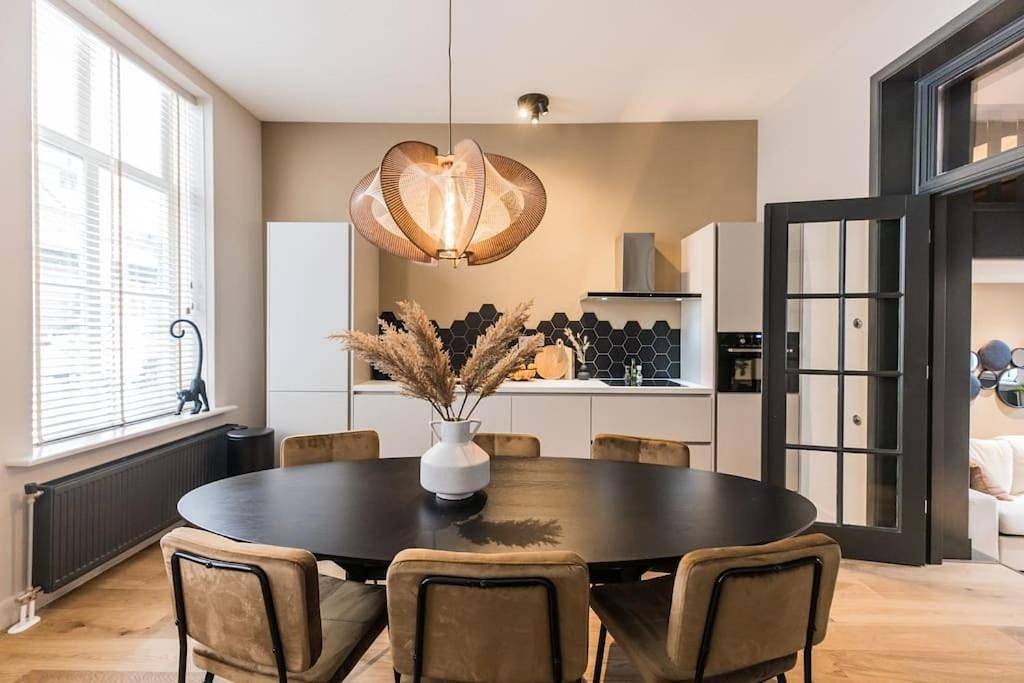 Geheel appartement, One-Bedroom Apartment in Den Haag, Stadsgewest Haaglanden