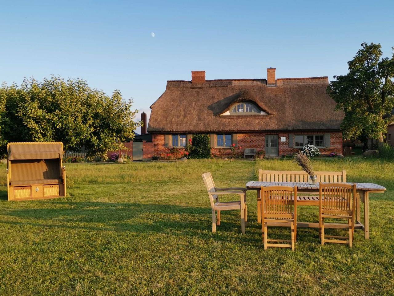 Ganze Ferienwohnung, Ferienhaus Gut Glück in Neu Reddevitz, Lancken-Granitz
