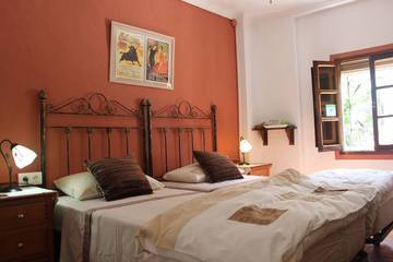 Glamping for 2 People in Almedinilla, Córdoba Province, Photo 3