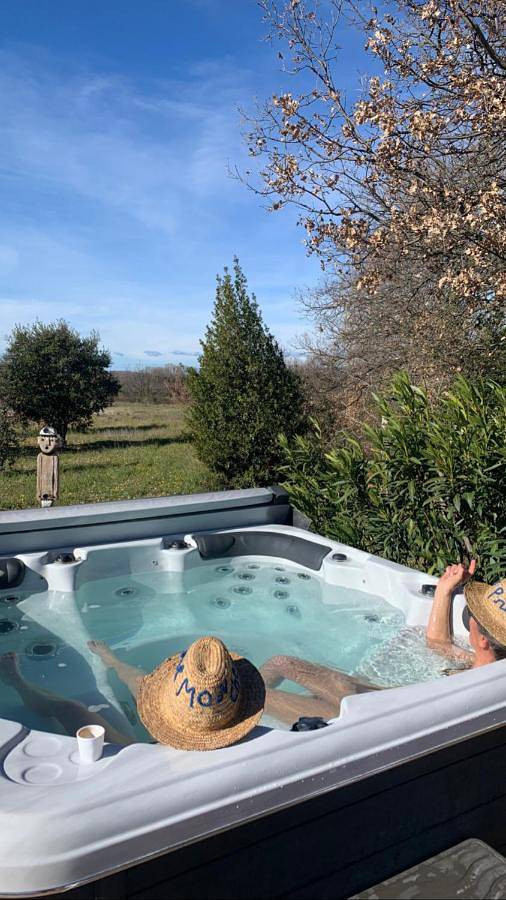 Location de vacances pour 2 personnes, avec piscine ainsi que jardin et vue à Mirabel-aux-Baronnies - 3