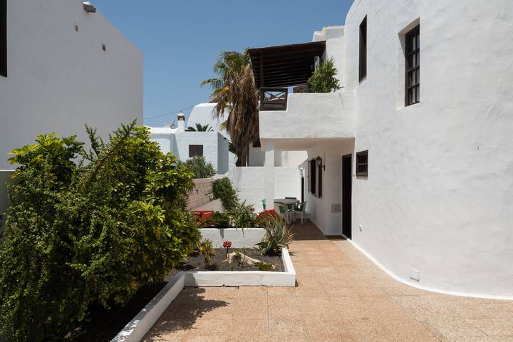 2Br Beach House - Solarium & Shower Terrace - 13 in Puerto del Carmen, Tías