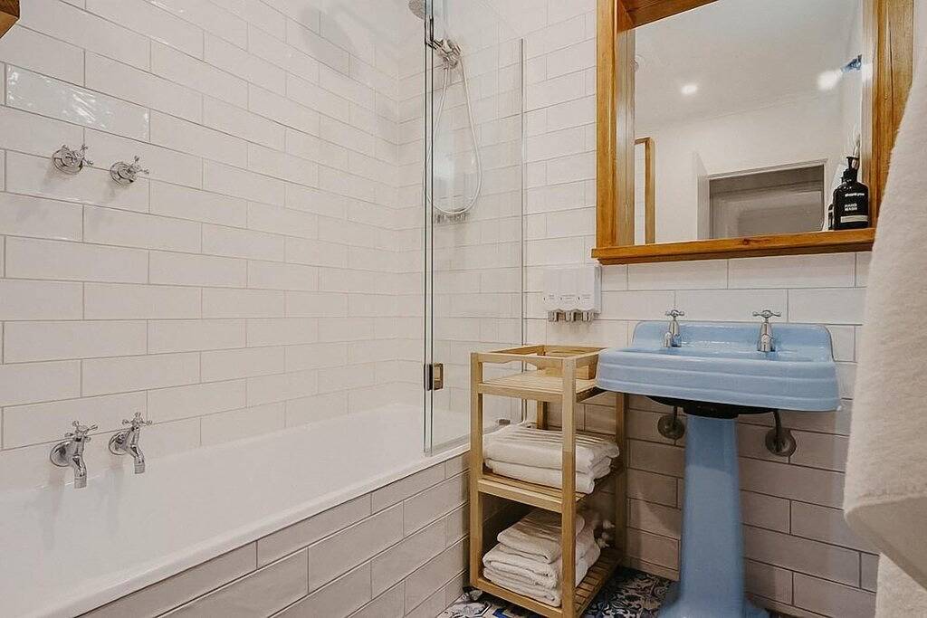 Bay Lyf - Beach House - Old School Summer Holidays are back in Melbourne, Mornington Peninsula