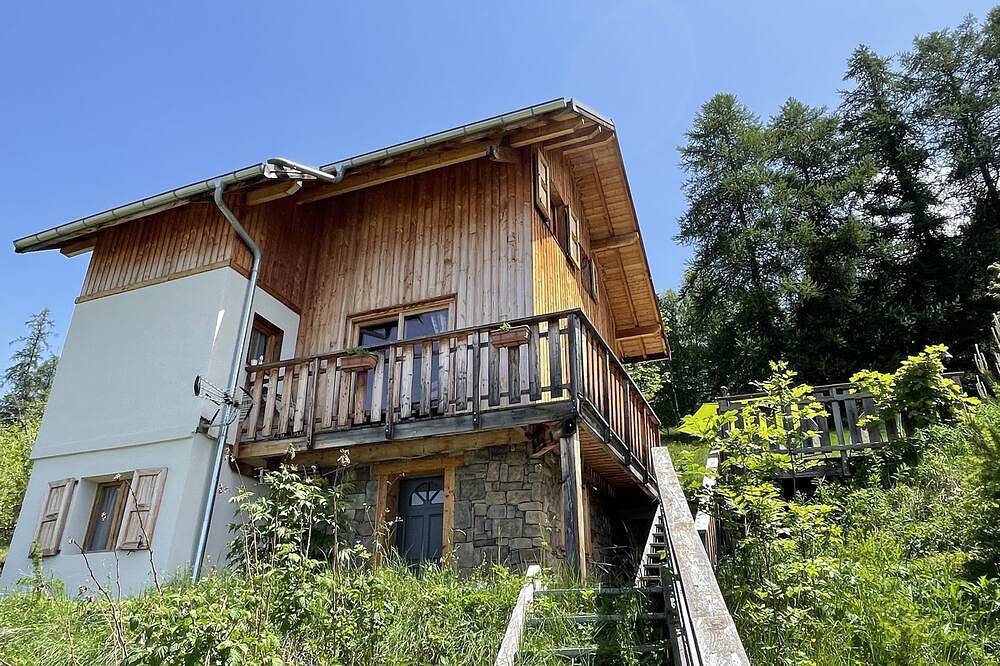 Chalet Familial 13pers -not overlooked, breathtaking view of the lake-Les Orres in Les Orres, Écrins National Park