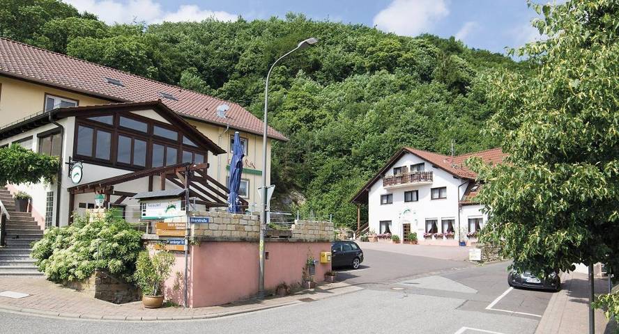 Hotel für 3 Personen, mit Terrasse und Garten