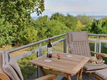 Ferienwohnung für 2 Personen, mit Sauna und Balkon in Juliusruh