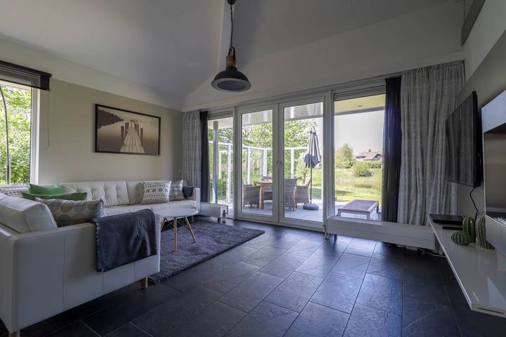 Ferienhaus für 4 Personen, mit Whirlpool und Terrasse sowie Garten in Makkum - 2