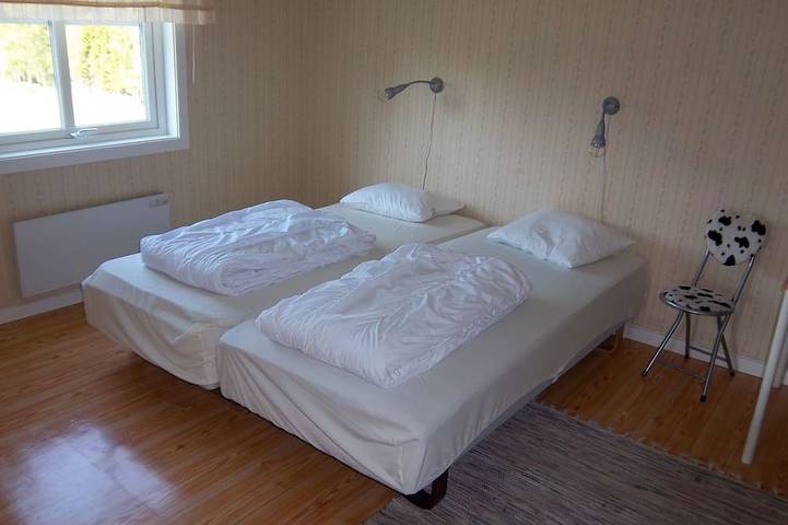Zwei Schlafzimmer mit Platz fur 6 Personen, Kamin, Fahrräder, Kanus, Angeln. in Jönköpings län
