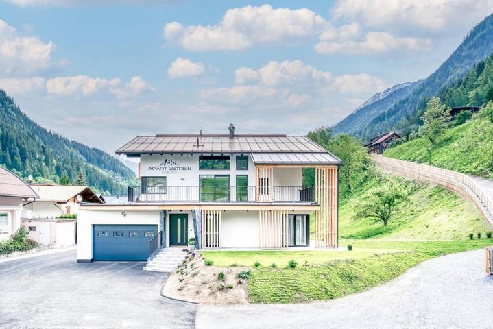 Appart’hôtel pour 2 personnes, avec Terrasse et Vue à See