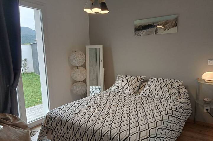 Location de vacances pour 6 personnes, avec terrasse et jardin à Ascarat - 3