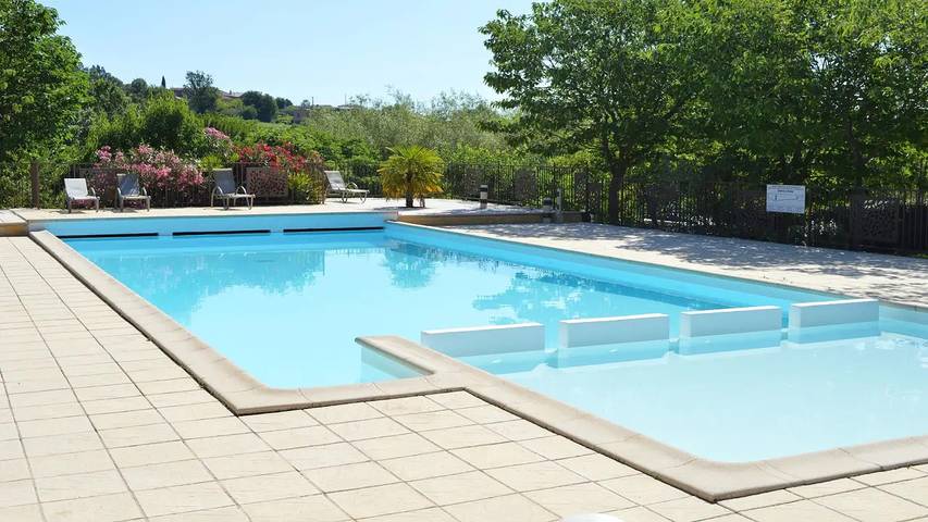 Ferienhaus für 10 Personen, mit Garten und Pool, mit Haustier in Les Vans