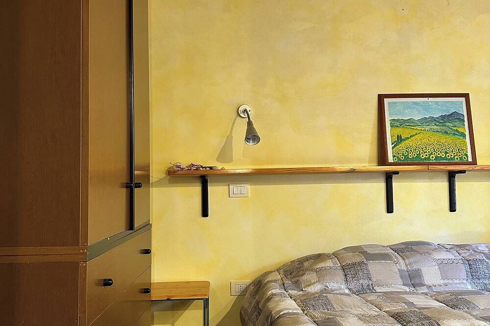 Entire apartment, Valeria House - Wellore - Cozy abode, with garden in Teulada, Cagliari Province