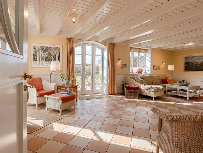 Ferienhaus Friesenrose - „Erholsame Ferienhaushälfte Friesenrose: Ideal für Familien und Hundeliebhaber!“ in Goting, Föhr