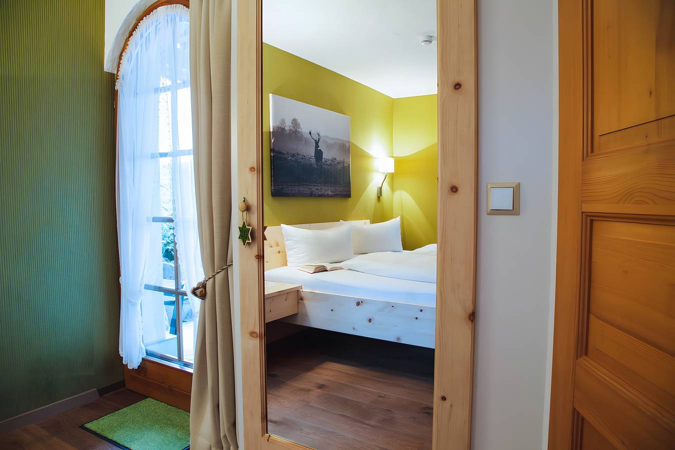 Ganze Wohnung, Apartment 'Haus Morgensonne' mit Bergblick, Gemeinschaftsterrasse und Wlan in Schönau im Schwarzwald, Südschwarzwald