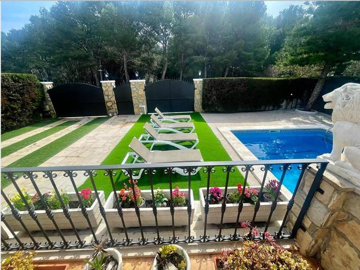 Villa pour 8 personnes, avec Balcon et Terrasse ainsi que Jardin et Piscine à Miami Platja - 4