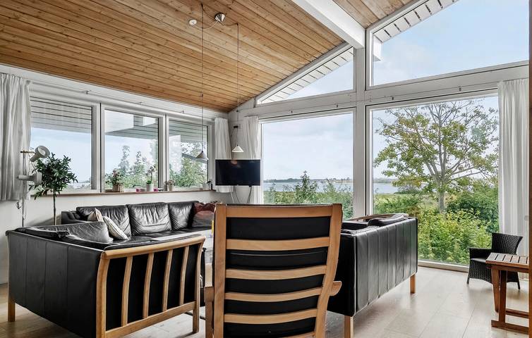 Ferienhaus für 12 Personen mit Terrasse in Årøsund, Hadersleben