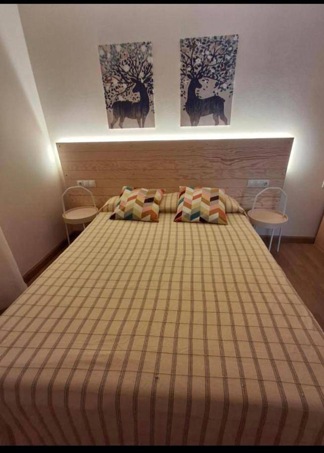 Apartamento entero, Apartment with Balcony in Arriondas, Costa Verde