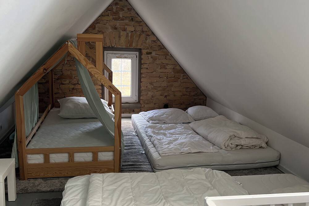 Großzügiges Ferienhaus im Spreewald mit Privatsteg, großem Garten | 16+ Personen in Märkisch Buchholz, Dahme-Seengebiet