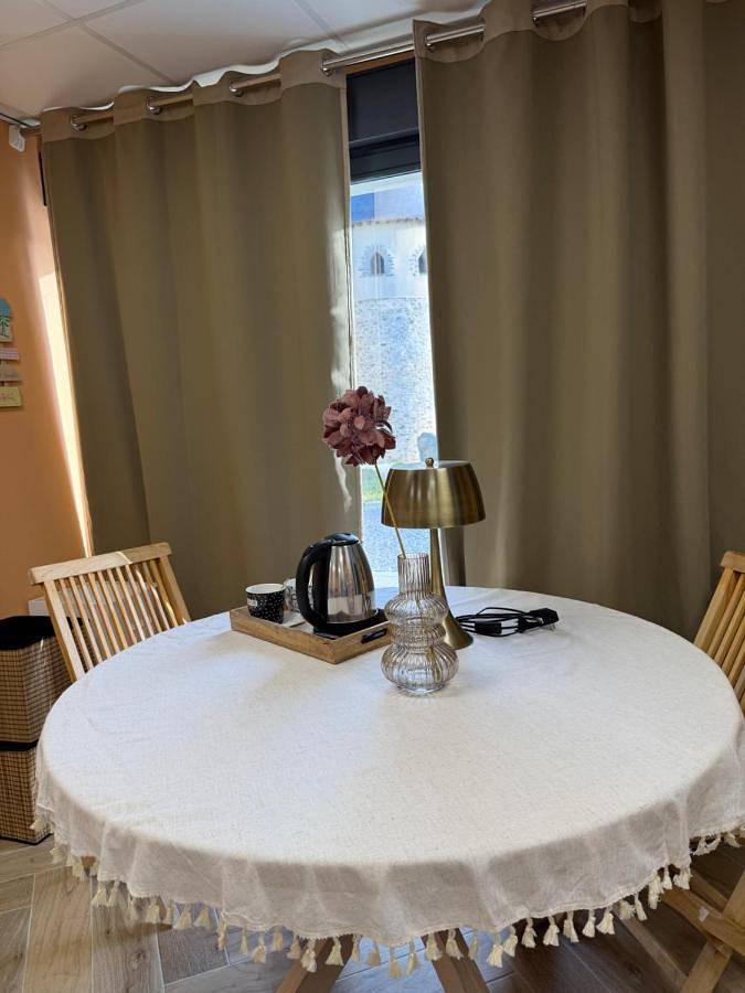 Chambre privée avec salle de bain in Domagné, Fougères-Vitré