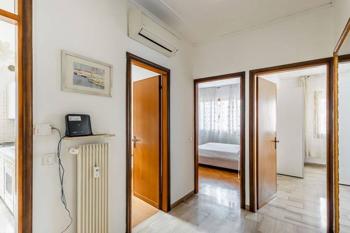 Apartamento entero, Apartamento de vacaciones para 2 personas con balcón/terraza in Mestre, Venecia