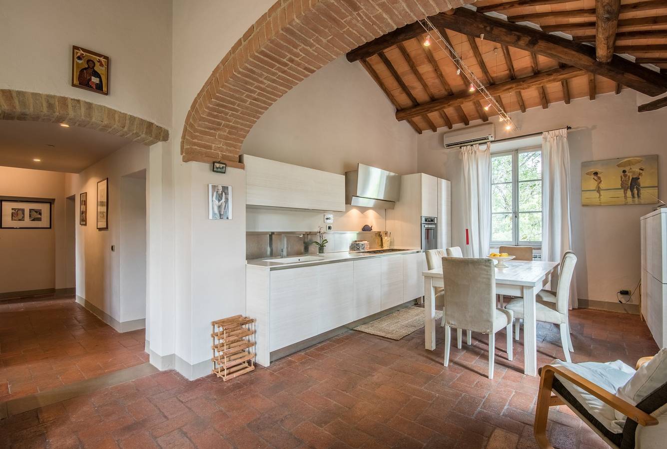 Casa vacanze 'Beretone' con vista sulle montagne, Wi-Fi e aria condizionata in Radda in Chianti, Chianti
