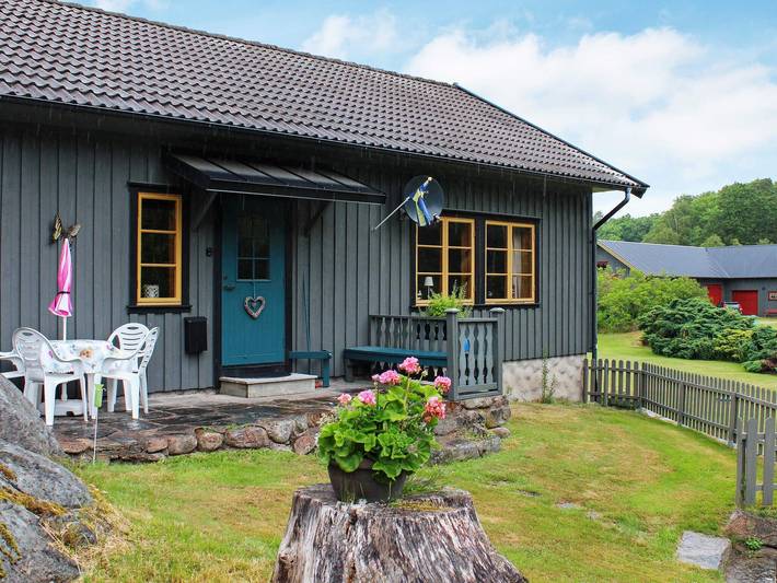 Feriehus for 5 personer, med terrasse, barnevennlig i Bohuslän
