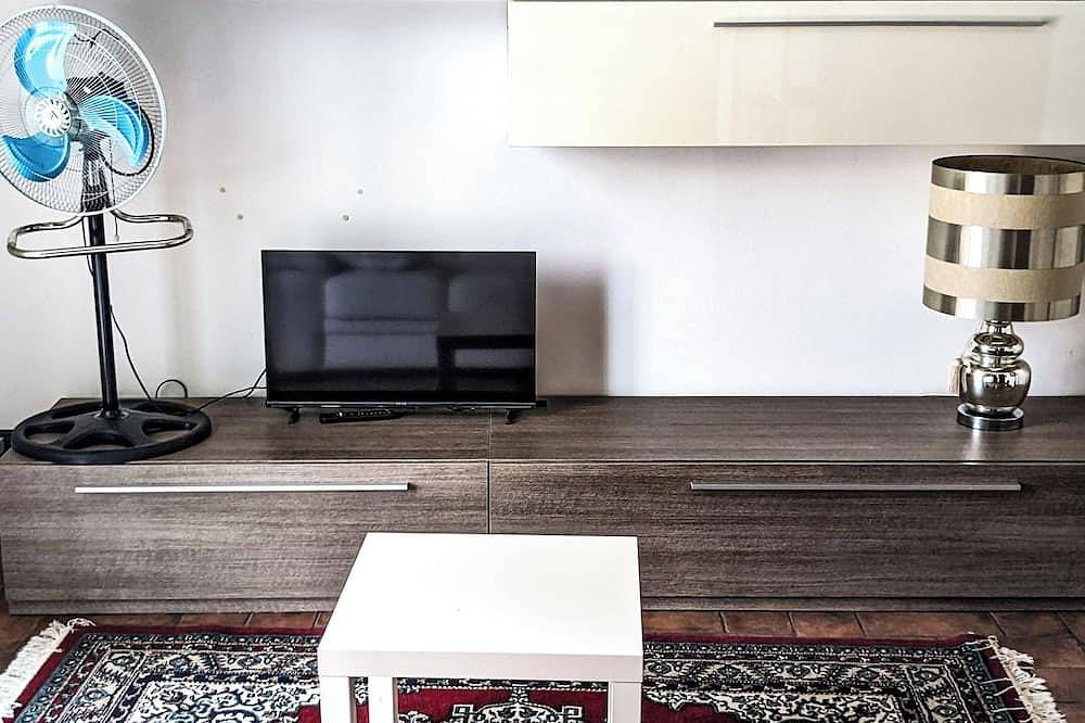 Entire apartment, Frida Apartment in Varese, Varese Province