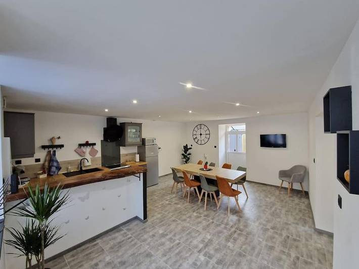 Location de vacances pour 8 personnes, avec terrasse à Beauvoir - 2