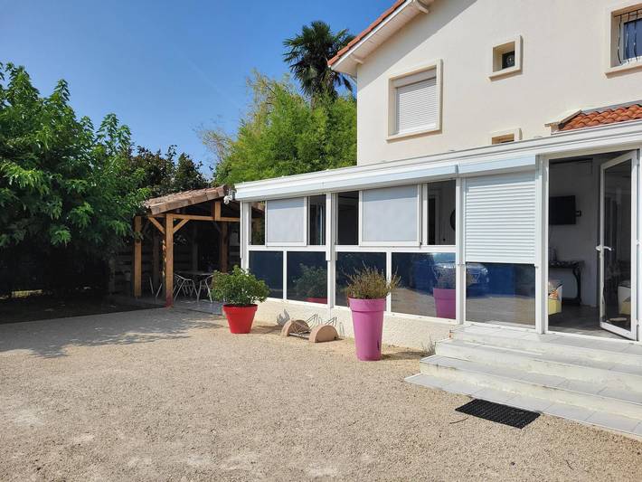 Gîte pour 6 personnes, avec jardin