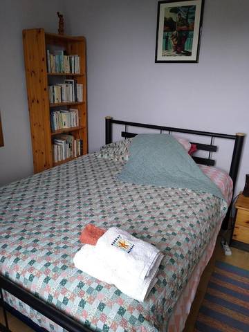 Chambre d’hôte pour 5 personnes, avec vue à Laval