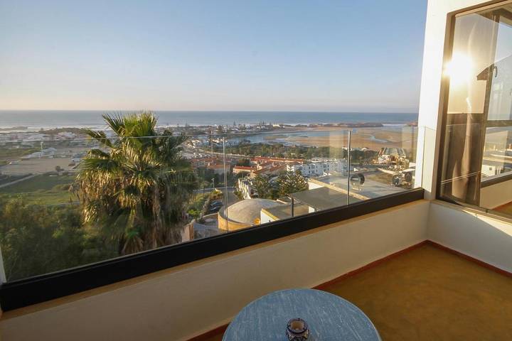 Gîte pour 4 personnes, avec vue et vue sur le lac ainsi que terrasse et jardin à Oualidia