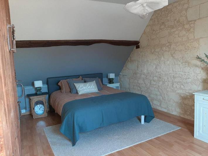 Location de vacances pour 2 personnes, avec terrasse et sauna ainsi que vue et jardin, animaux acceptés à Grézillé - 4