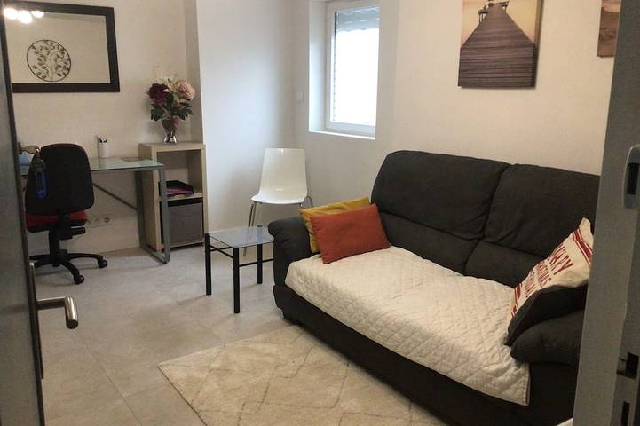 Entire apartment, Le Clos Domenat 1 in Brive-la-Gaillarde, Brive-la-Gaillarde region