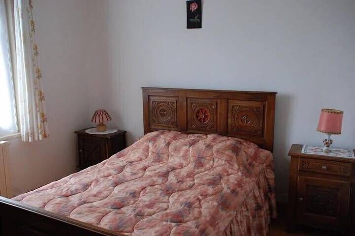 Location de vacances pour 7 personnes, avec jardin et balcon, animaux acceptés à Kermaria-Sulard - 2