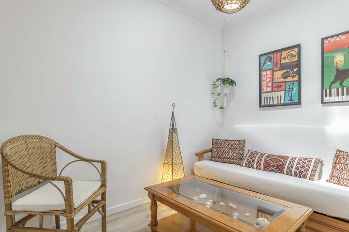Apartamento entero, Apartamento 'Casa Azul' con terraza compartida y Wi-Fi in Barbate, Costa de la Luz