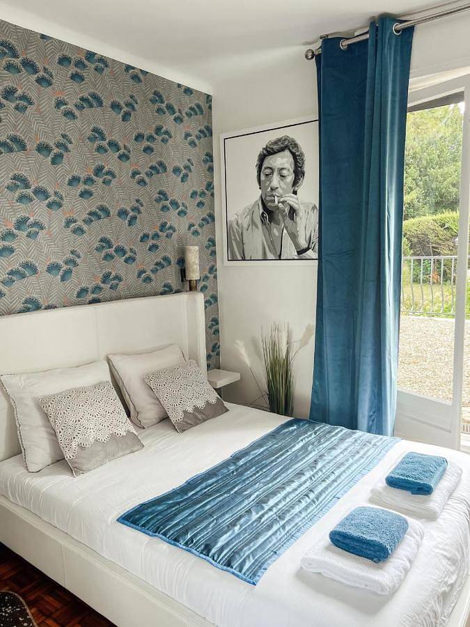 Hôtel pour 2 personnes, avec jardin ainsi que jacuzzi et piscine à Montmorency - 2