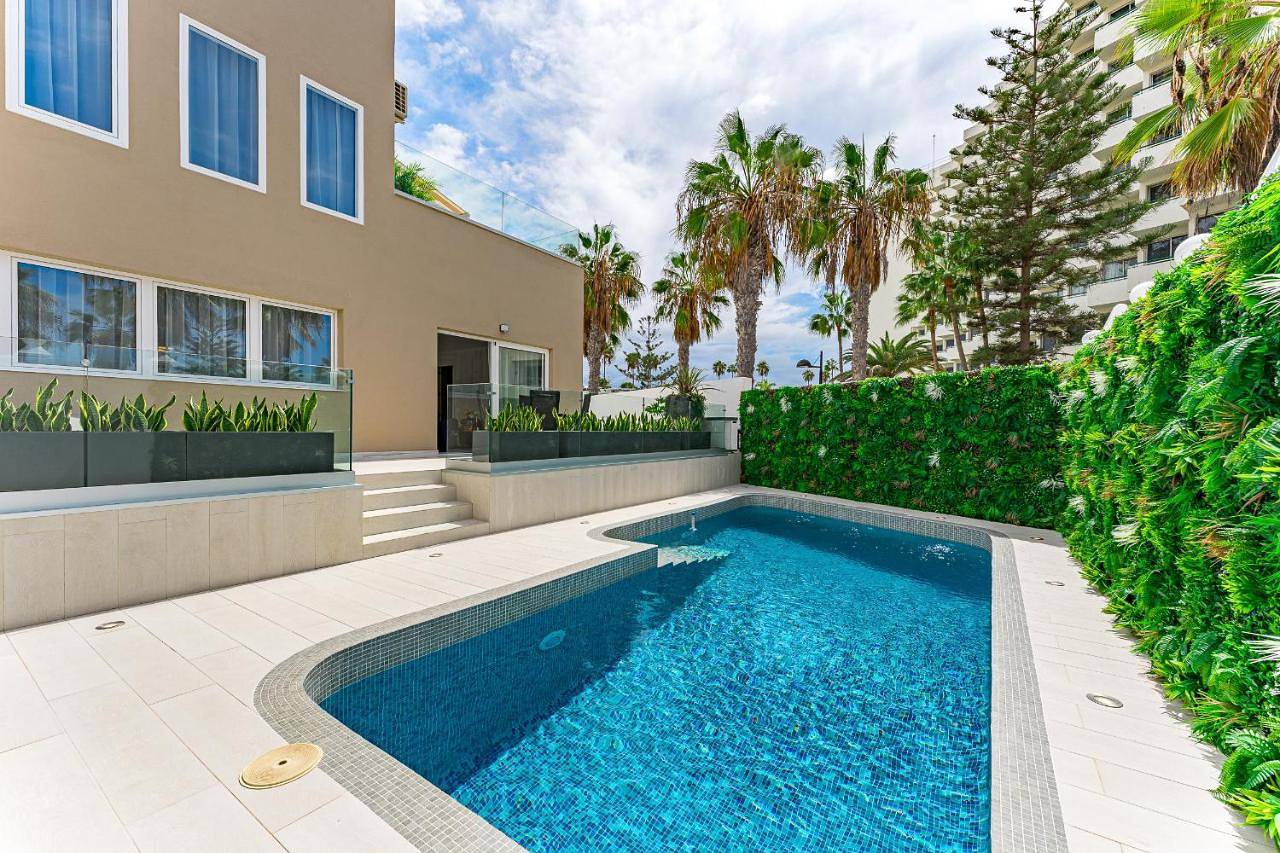 Bal Apartments Adults Only in Playa de las Américas, Arona