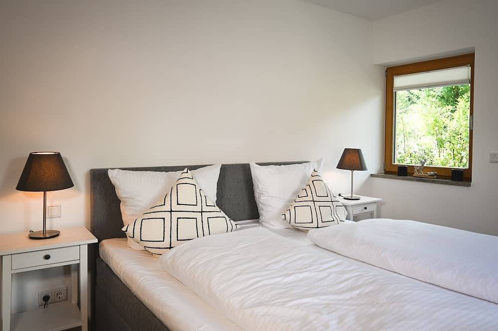 Entire apartment, Apartment K13 - Holiday apartment on Lake Tegernsee in Bad Wiessee, Bavarian Alps