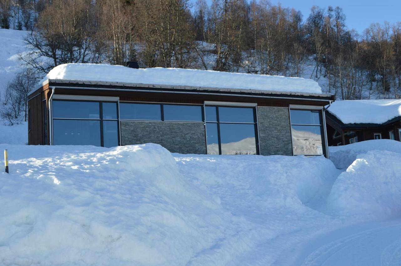 Six-Bedroom House in Sogndal