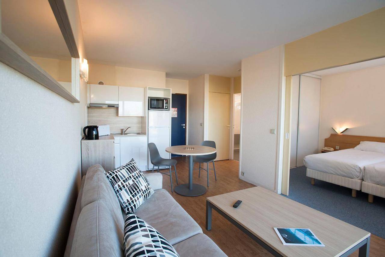 Apartment with Terrace (Double Room) in Lac de Christus, Saint-Paul-lès-Dax