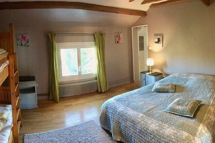 Location de vacances pour 14 personnes, avec jardin ainsi que jacuzzi et piscine à Rue (homonymie) - 3