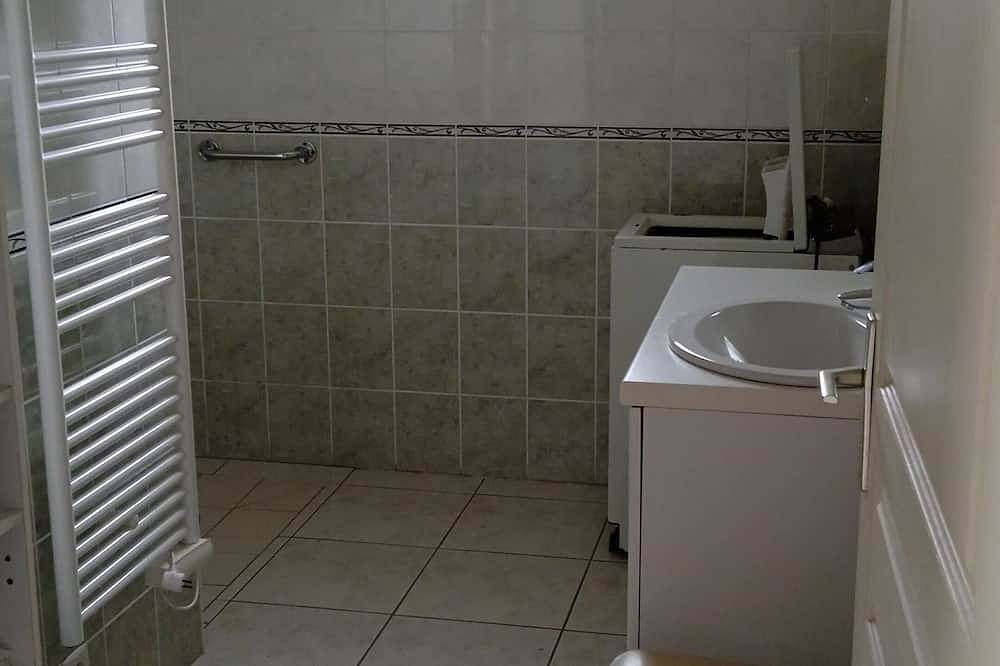 Maison à la Campagne, au Calme - 53 m2 in Plouégat-Guérand, Ceinture Dorée