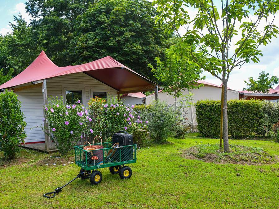 Camping Arotxa Karrita - Chalet 4 personnes - Chalet 2/4 pers in Sare, Région de Bayonne
