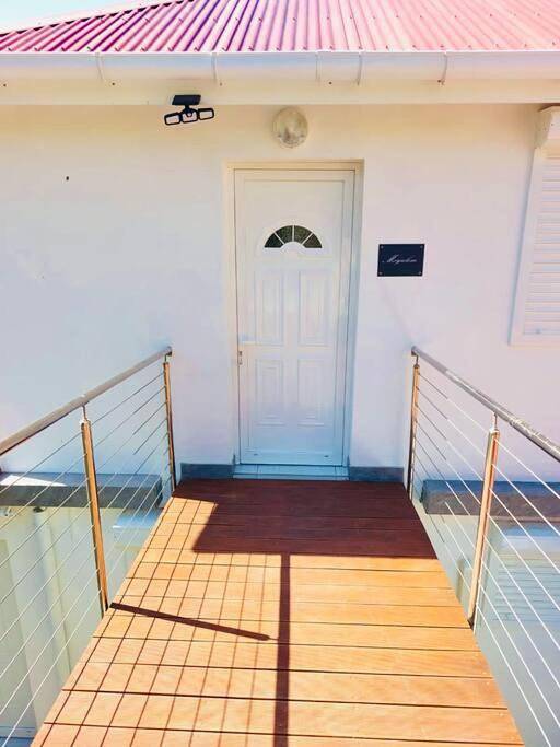 Gîte pour 4 personnes, avec terrasse à Terre-de-Haut - 4