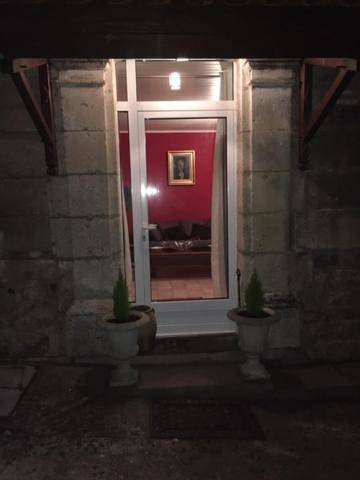 Gîte pour 6 personnes, avec vue et terrasse à Mornac (Charente)
