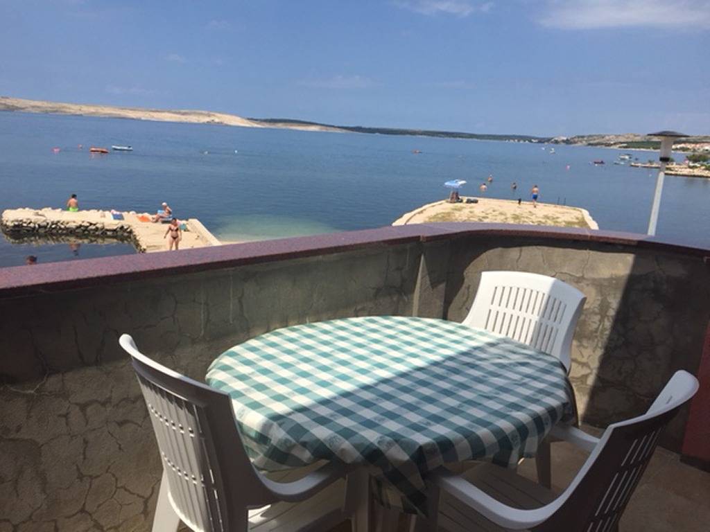Appartement entier, Appartement d'une chambre prés de la plage Kustici, Pag -d in Kustići, Pag